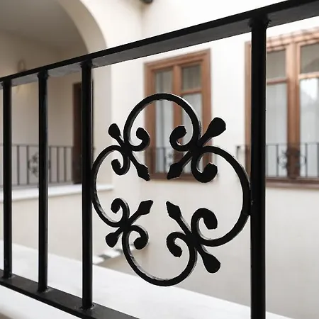 Luxury, Art And Deco Apt Para 4pax Cerca De Plaza De Espana Appartement *